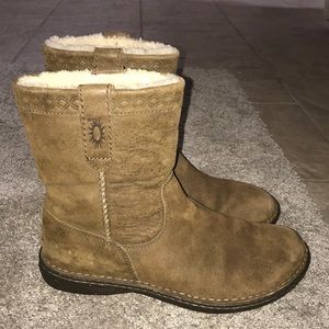 Men’s UGG Australia boots - Size 9
